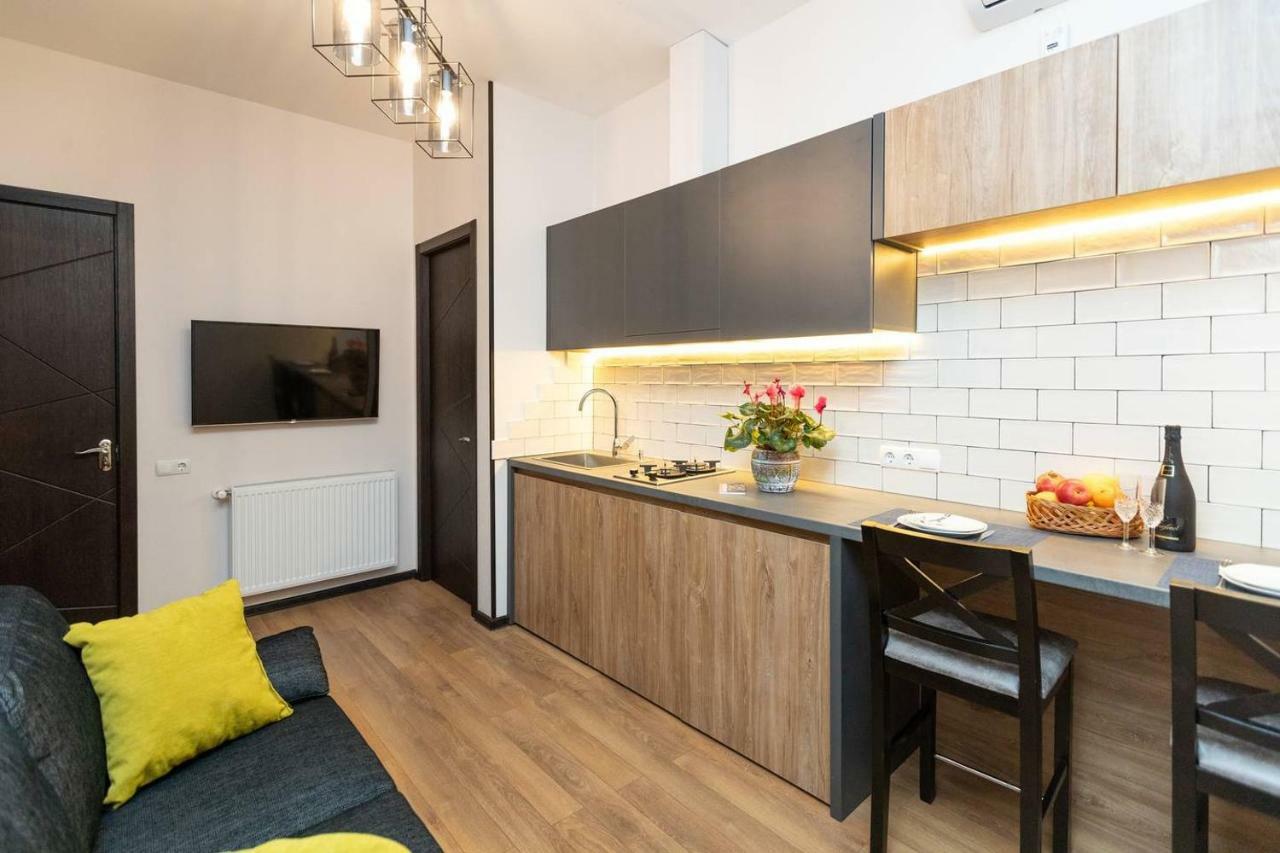 Wehost Cozy Nest Apartment Tbilisi Exterior photo